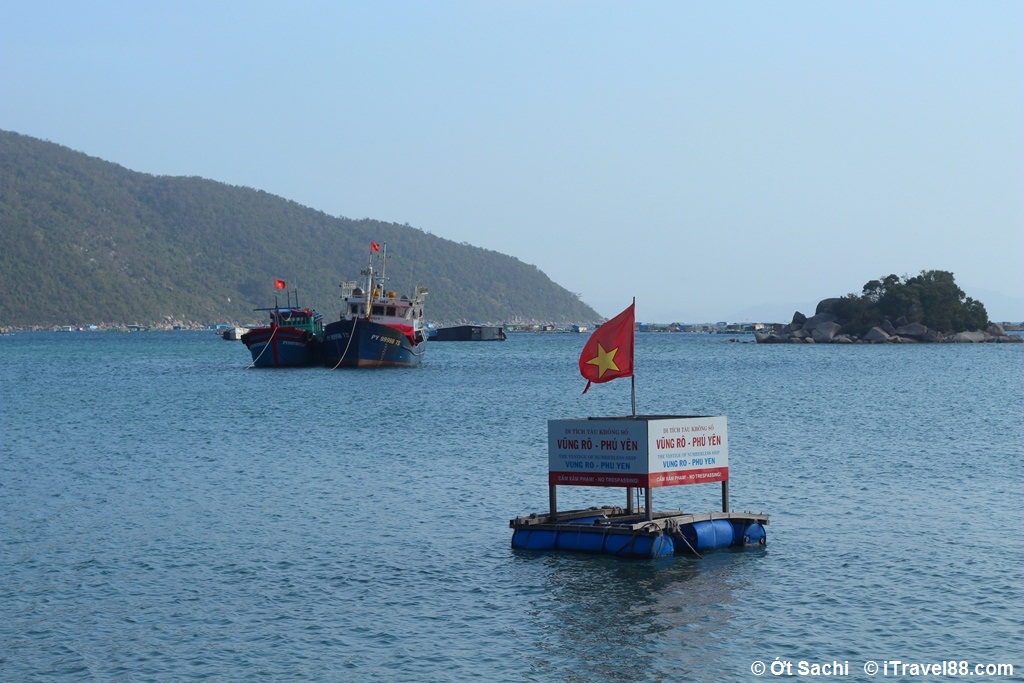 Vị trí chiếc tàu không số bị đánh chìm, Postion of the sank ship