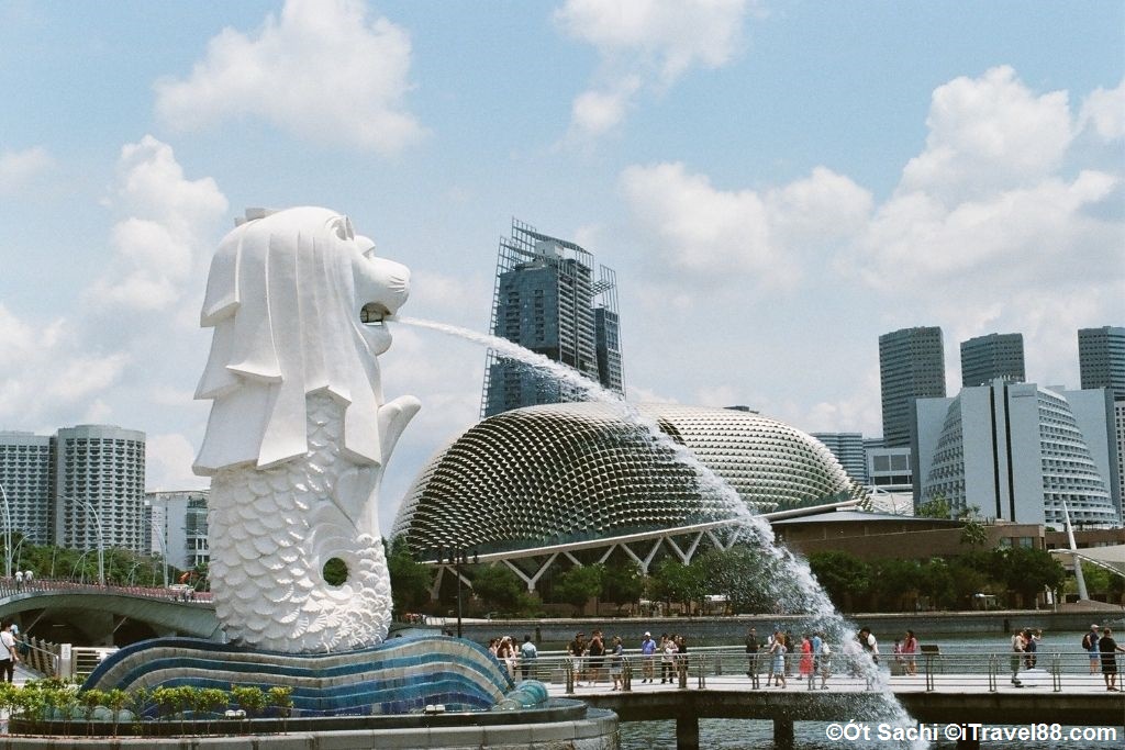Công viên Merlion - top 10 địa điểm tham quan tại Singapore