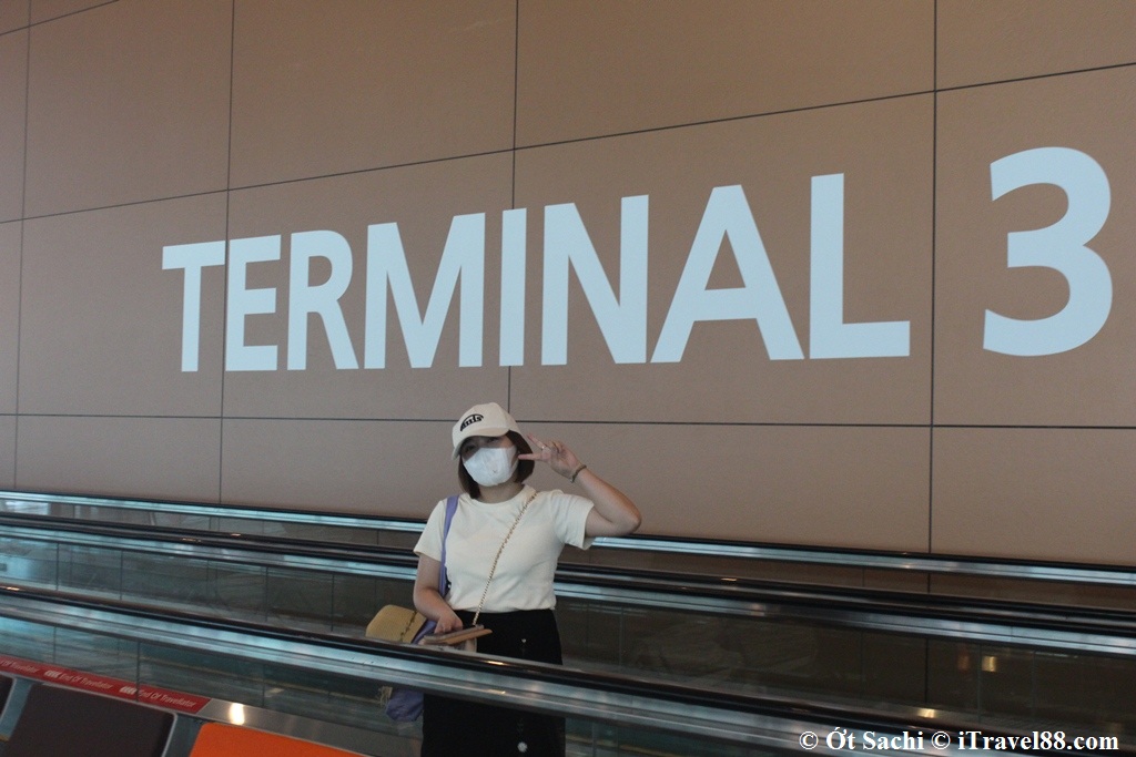 review chuyến bay của Vietjet từ hà Nội đi Singapore